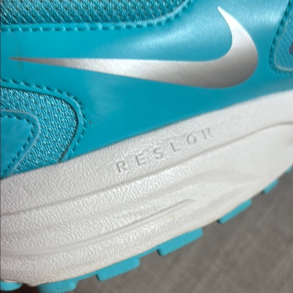 Nike Air Relentless 3 Running Shoes Sneakers Womens Size 10 - Picture 4 of 9